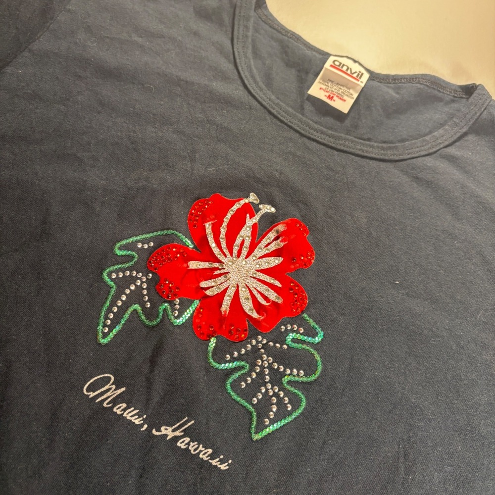 Vintage Maui Hawaii Rhinestone Sequin T Shirt Anvil Women's Medium Short‎ Sleeve
